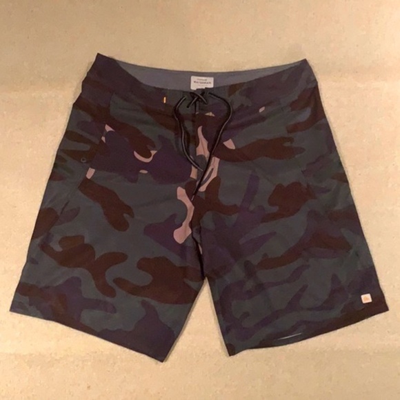 Quiksilver Camo Board Shorts - Picture 1 of 1